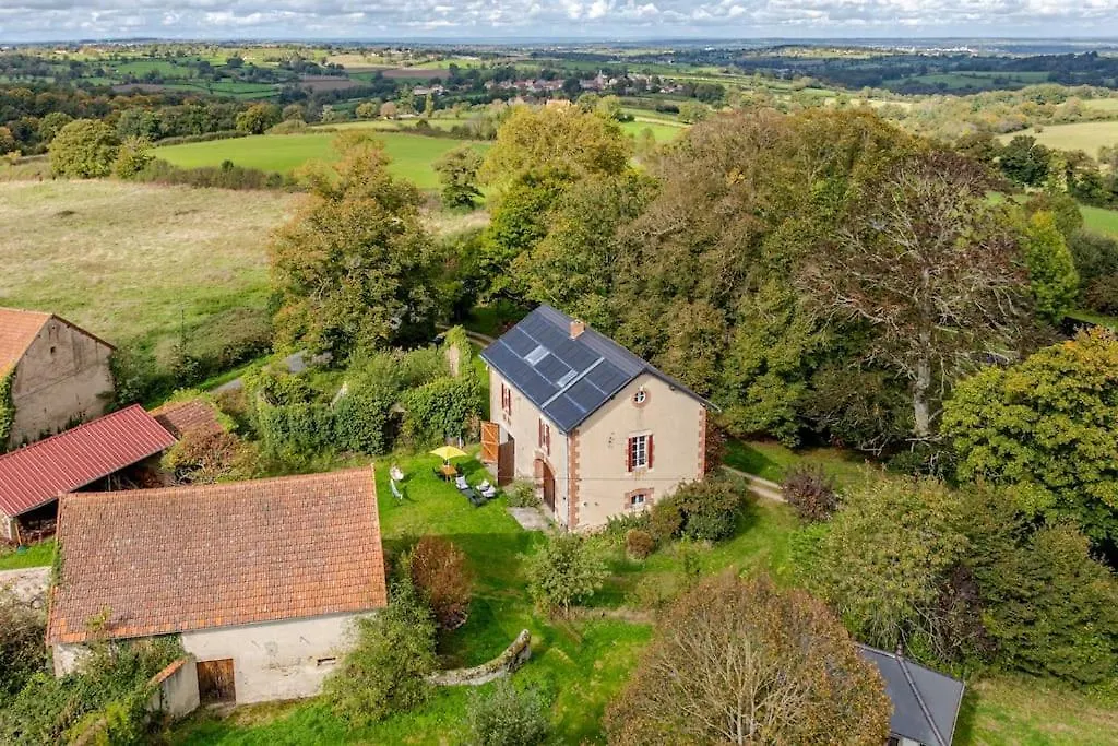 Maison Au Chateau La Celle  La Celle (Auvergne)